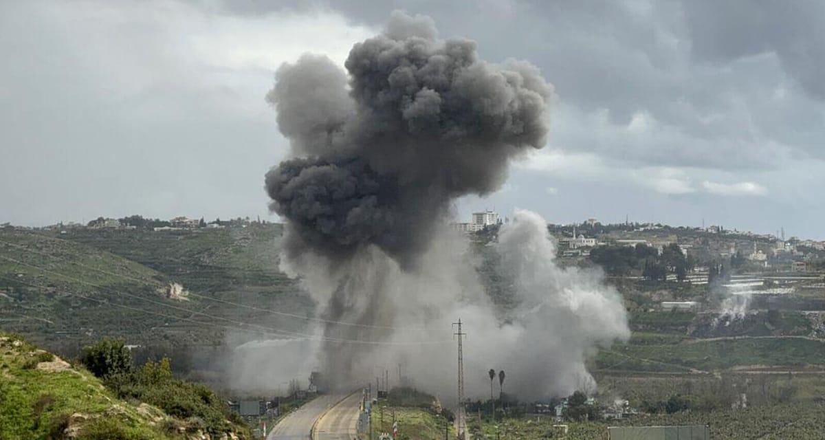 Nuevos ataques israelíes en Líbano dejan seis muertos; ya son más de mil 40